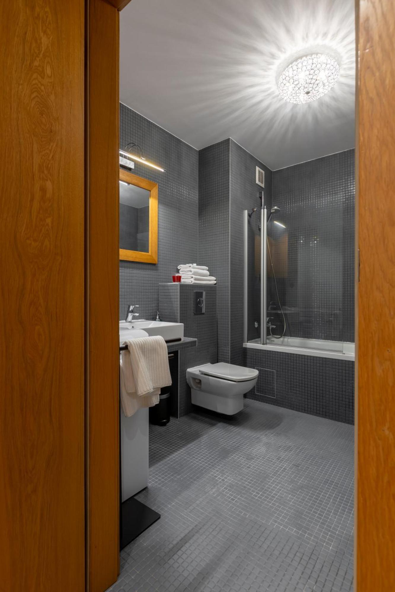 Homewell Czartoria- Free Parking Apartment Poznan